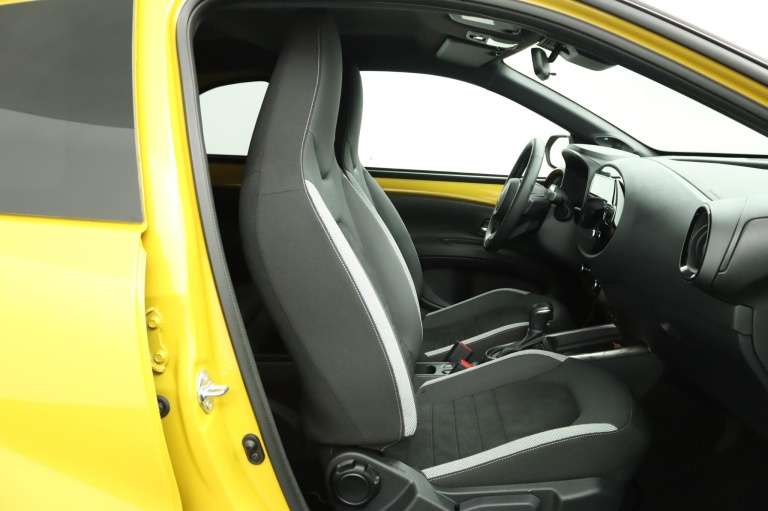 Toyota Aygo X - Hybrid 115 GR Sport 22