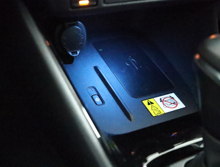 Toyota Yaris - 1.5 Hybrid Launch Edition 53