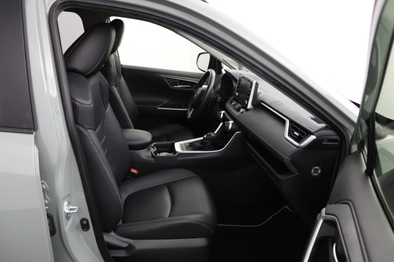 Toyota RAV4 - 2.5 Hybrid Executive 22