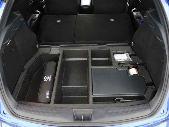 Toyota C-HR - 2.0 Hybrid Bi-Tone