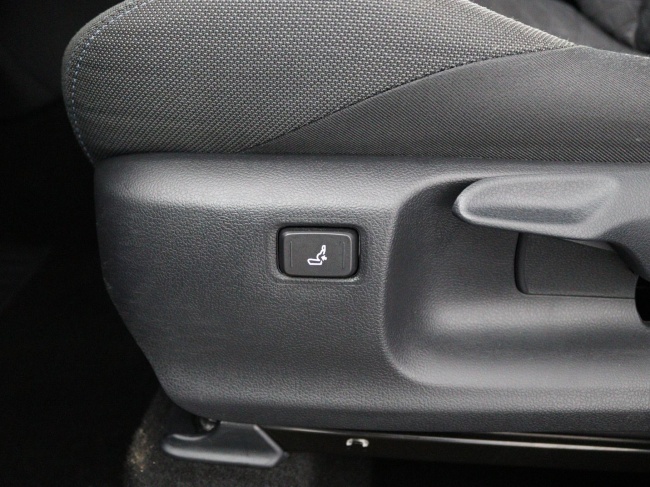 Toyota C-HR - 2.0 Hybrid Bi-Tone