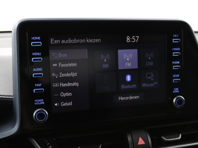 Toyota C-HR - 2.0 Hybrid Bi-Tone