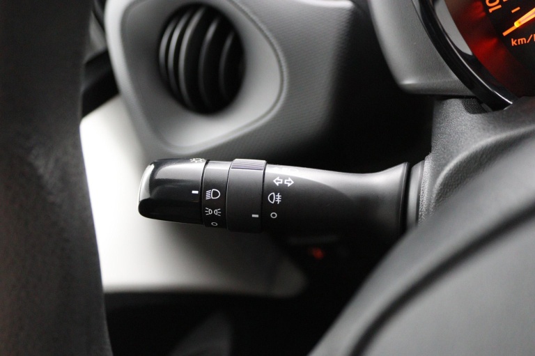 Toyota Aygo - 1.0 VVT-i x-now 26