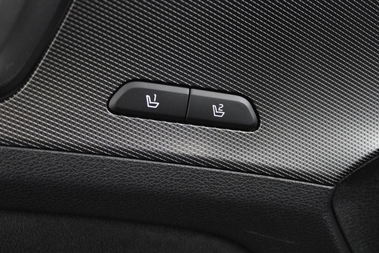 Kia Sportage - 1.6 T-GDi Plug-in Hybrid AWD GT-Line 38