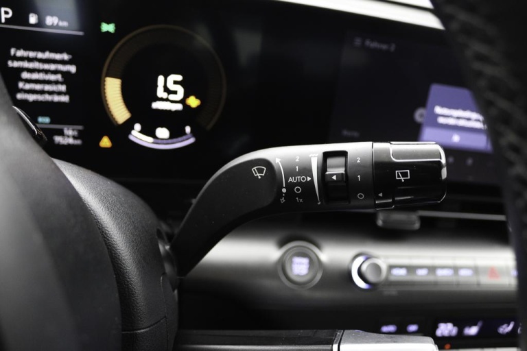 Hyundai Kona - 1.6 GDI HEV Comfort 27