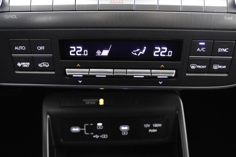 Hyundai Kona - 1.6 GDI HEV Comfort 6