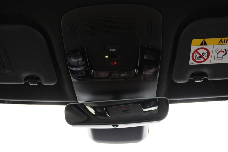 Lexus LBX - Elegant 2WD 32