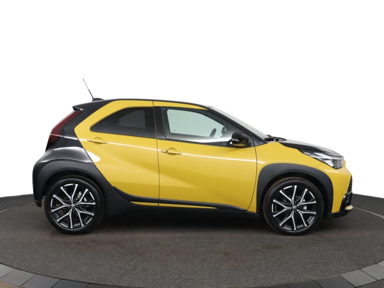 Toyota Aygo X - Hybrid 115 GR Sport 13
