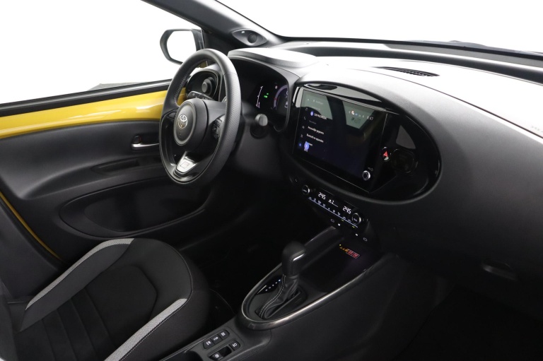 Toyota Aygo X - Hybrid 115 GR Sport 61