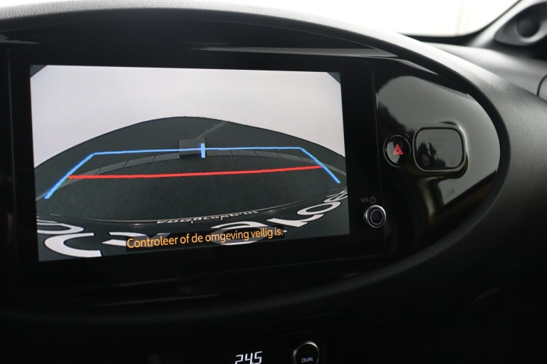 Toyota Aygo X - Hybrid 115 GR Sport 9