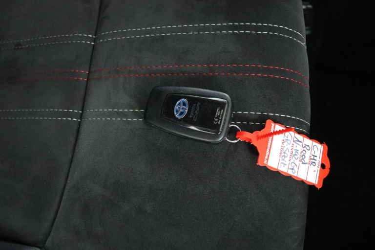 Toyota C-HR - 1.8 Hybrid GR-Sport 11