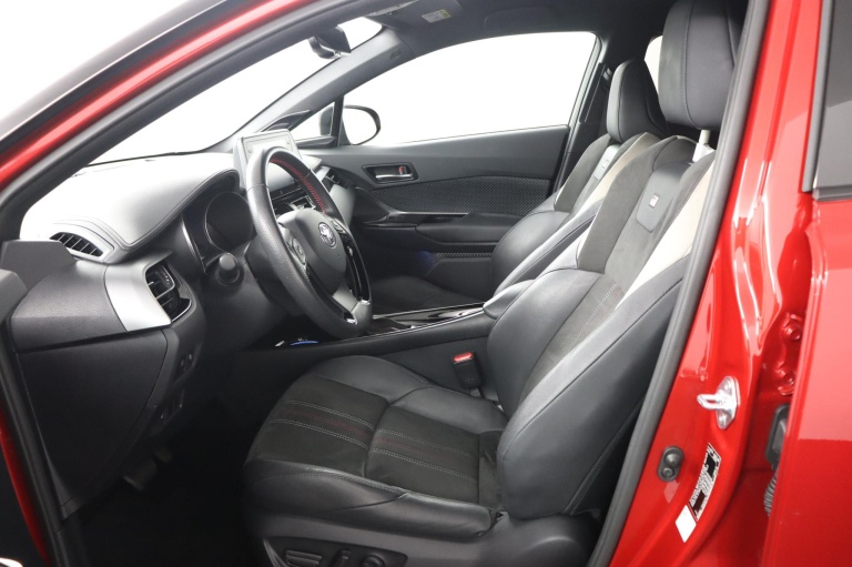 Toyota C-HR - 1.8 Hybrid GR-Sport 17