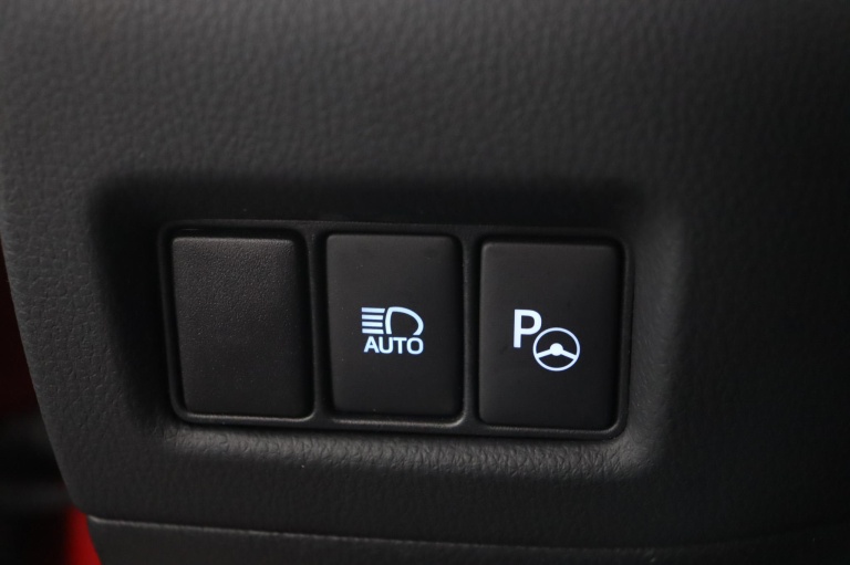 Toyota C-HR - 1.8 Hybrid GR-Sport 30