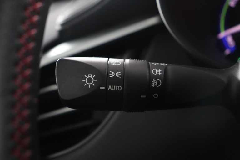 Toyota C-HR - 1.8 Hybrid GR-Sport 32