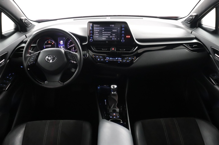 Toyota C-HR - 1.8 Hybrid GR-Sport 4