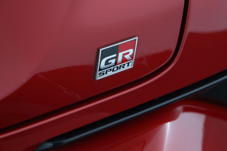 Toyota C-HR - 1.8 Hybrid GR-Sport 43