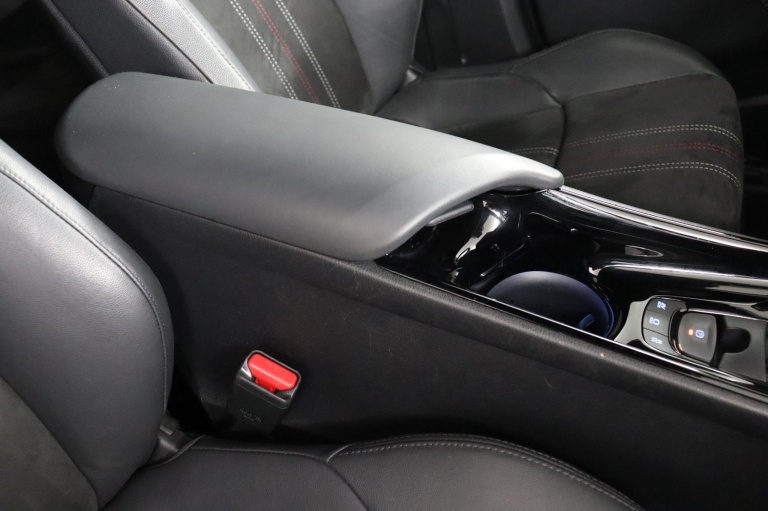 Toyota C-HR - 1.8 Hybrid GR-Sport 64