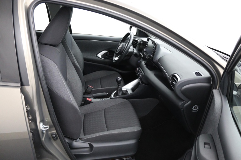 Toyota Yaris - 1.5 VVT-i Dynamic 22