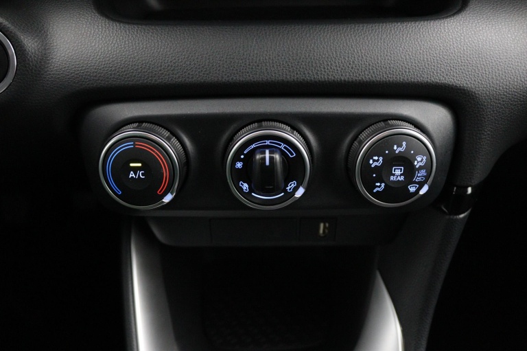 Toyota Yaris - 1.5 VVT-i Dynamic 7