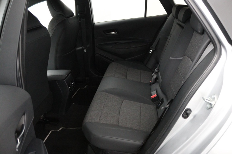 Toyota Corolla Touring Sports - Hybrid 140 Dynamic 18