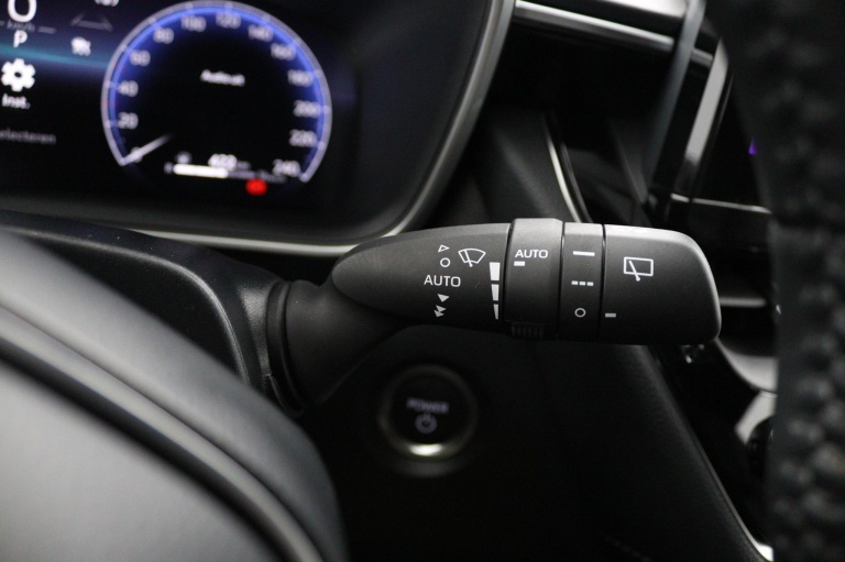 Toyota Corolla Touring Sports - Hybrid 140 Dynamic 32