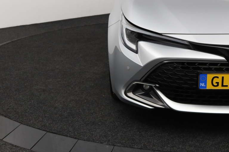 Toyota Corolla Touring Sports - Hybrid 140 Dynamic 36