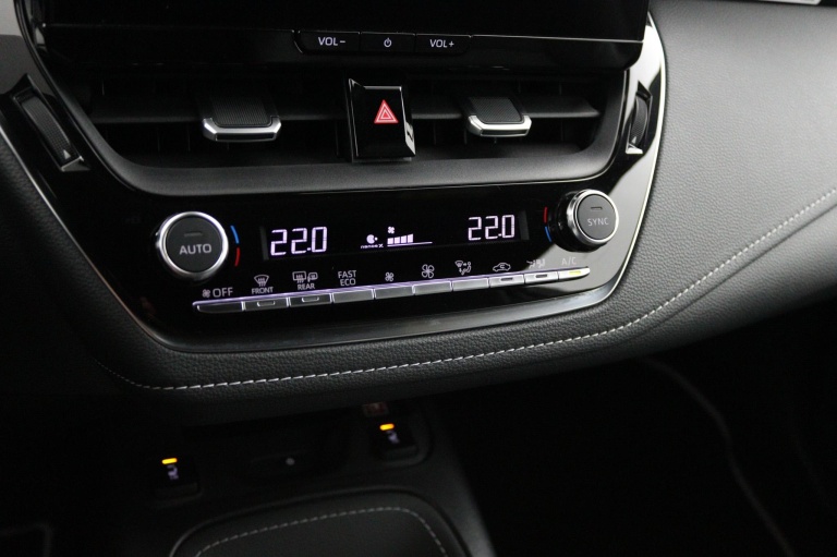 Toyota Corolla Touring Sports - Hybrid 140 Dynamic 7