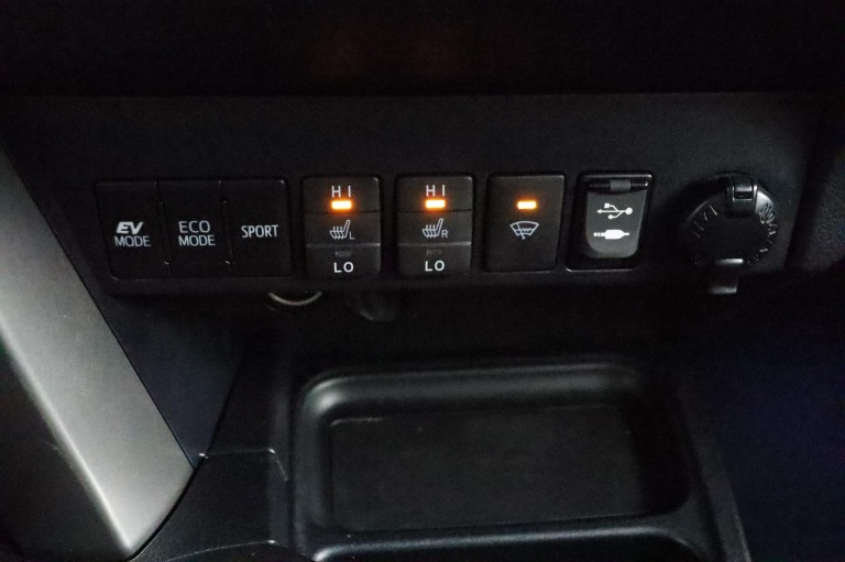 Toyota RAV4 - 2.5 Hybrid AWD Style 46