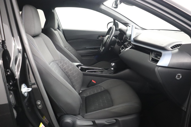 Toyota C-HR - 1.8 Hybrid First Edition 22