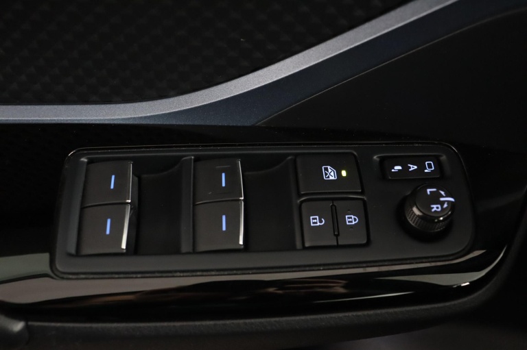 Toyota C-HR - 1.8 Hybrid First Edition 29