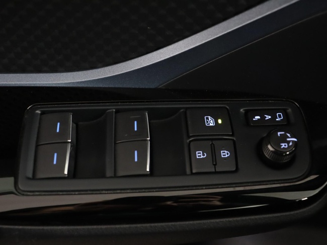 Toyota C-HR - 1.8 Hybrid First Edition