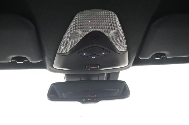 Toyota C-HR - 1.8 Hybrid First Edition 33