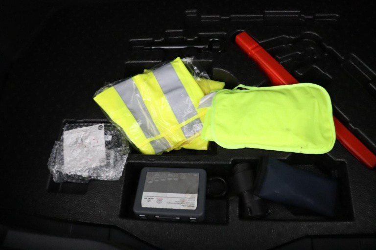 Toyota C-HR - 1.8 Hybrid First Edition 34