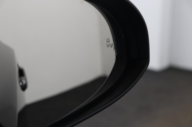 Toyota C-HR - 1.8 Hybrid First Edition 44