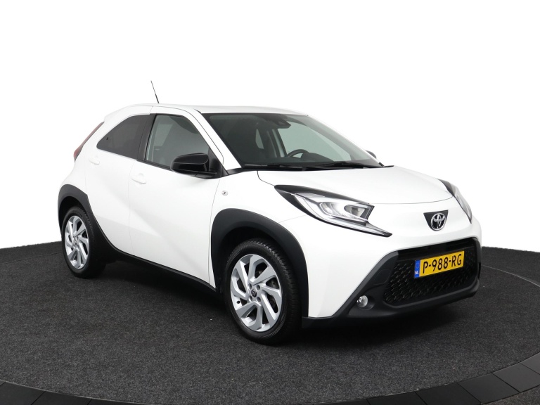 Toyota Aygo X - 1.0 VVT-i S-CVT first 14