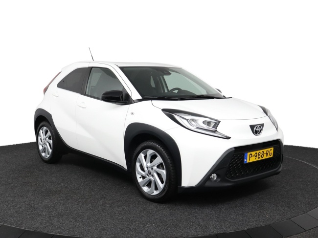 Toyota Aygo X - 1.0 VVT-i S-CVT first