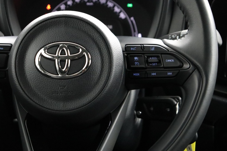 Toyota Aygo X - 1.0 VVT-i S-CVT first 21