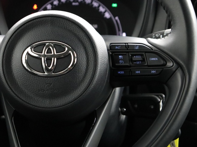 Toyota Aygo X - 1.0 VVT-i S-CVT first