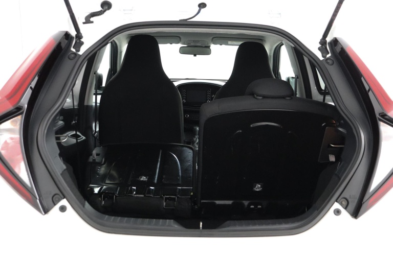 Toyota Aygo X - 1.0 VVT-i S-CVT first 24