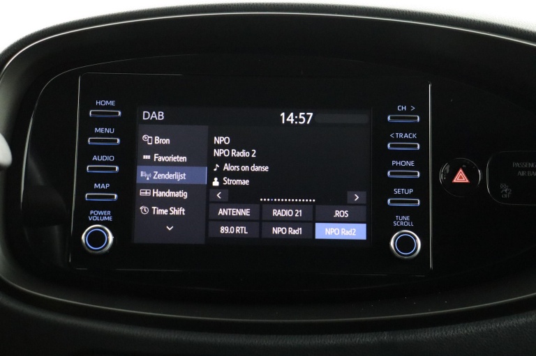 Toyota Aygo X - 1.0 VVT-i S-CVT first 39