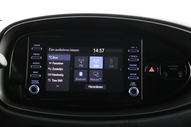 Toyota Aygo X - 1.0 VVT-i S-CVT first 42