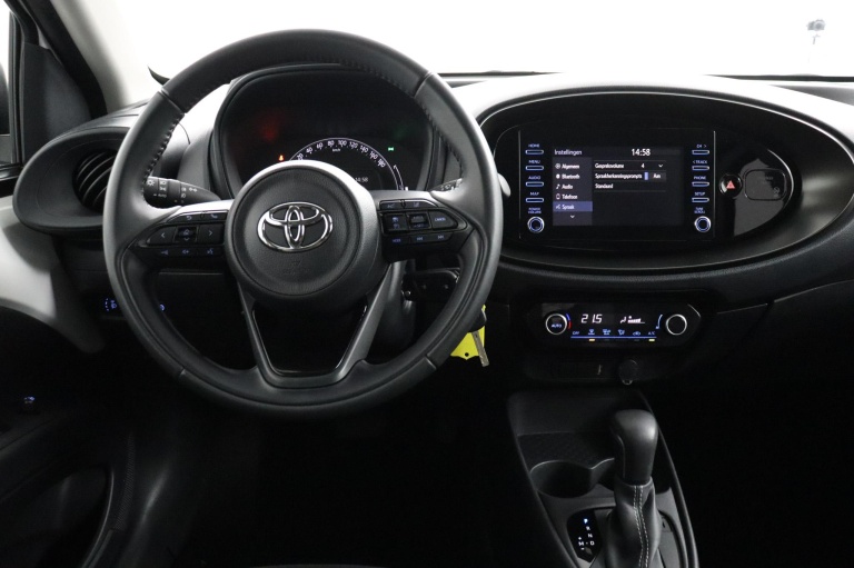 Toyota Aygo X - 1.0 VVT-i S-CVT first 44