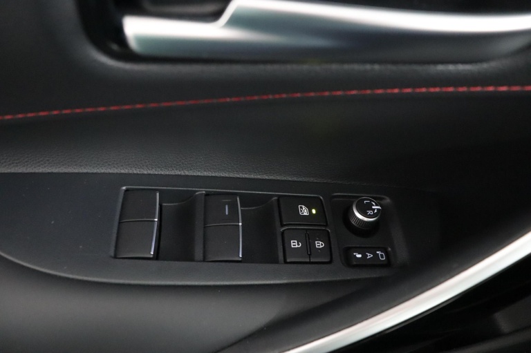 Toyota Corolla Touring Sports - Hybrid 200 GR Sport Plus 29