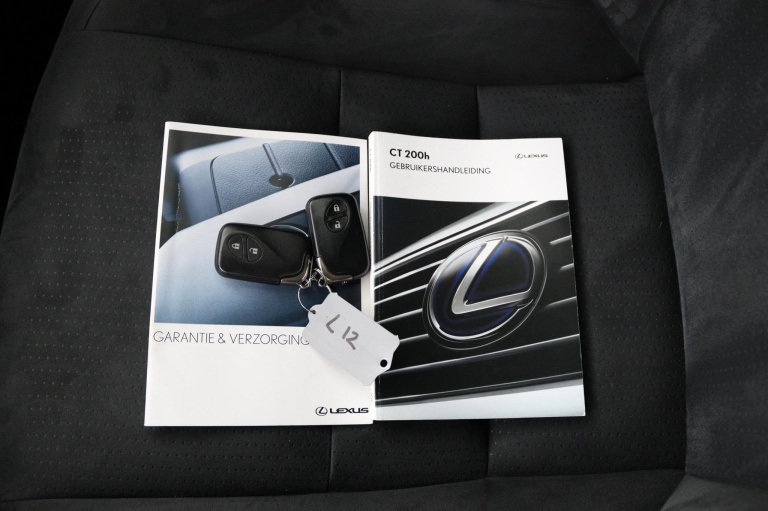 Lexus CT - 200h Business Line 11