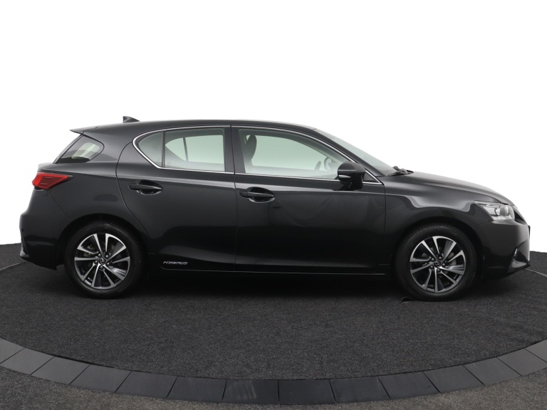 Lexus CT - 200h Business Line 13