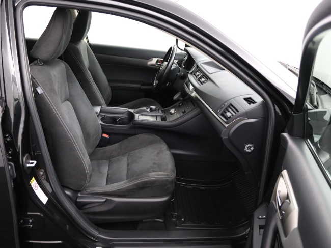 Lexus CT - 200h Business Line