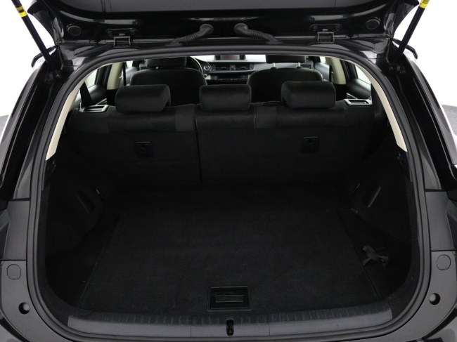 Lexus CT - 200h Business Line