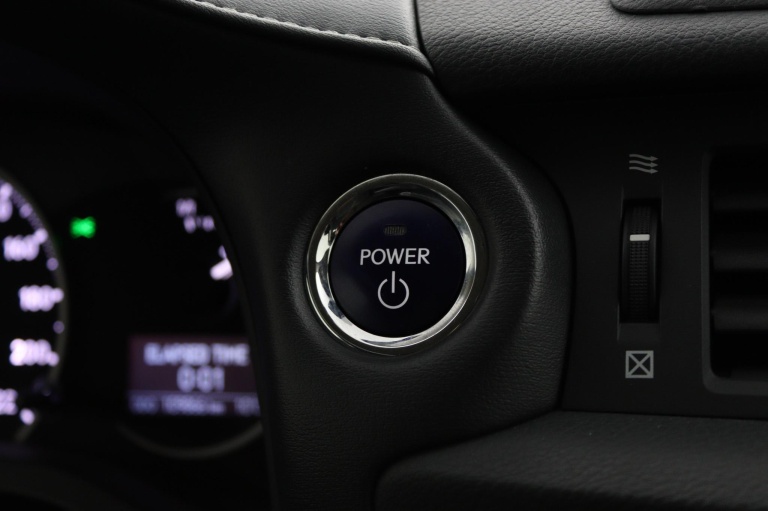 Lexus CT - 200h Business Line 40