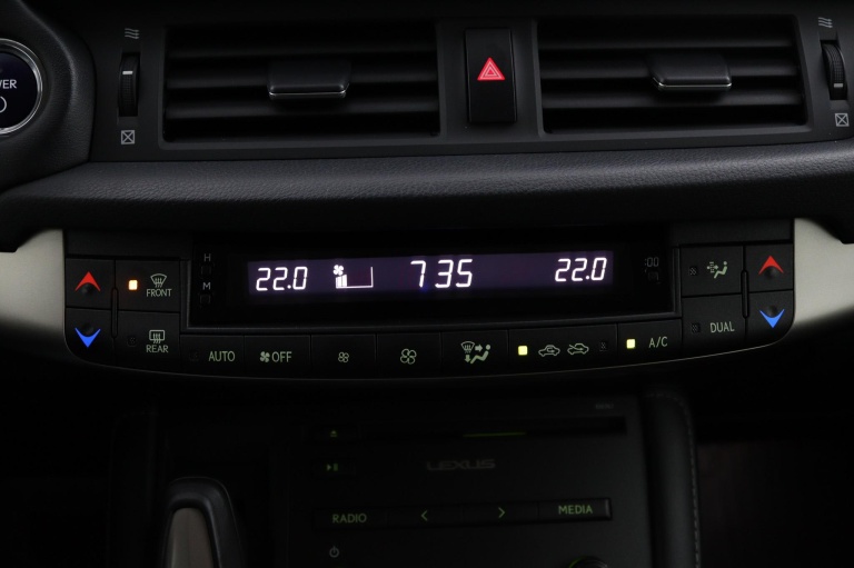 Lexus CT - 200h Business Line 7