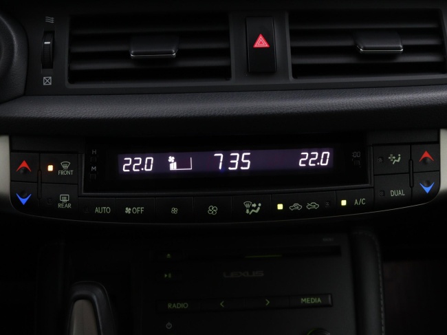 Lexus CT - 200h Business Line